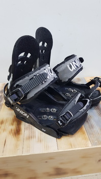Union  DLX  Snowboard  Bindings  -  Used