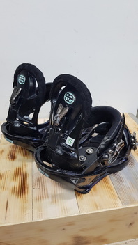 Burton  Escapade  Snowboard  Bindings  -  Used