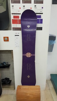 Option  Echo  Snowboard  -  Used  142  Women's