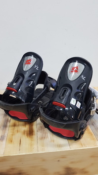 Nidecker  FR 660  Snowboard  Bindings  -  Used