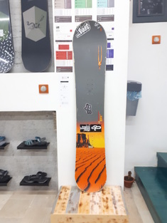 Rossignol  Nomad  Snowboard - Used  156