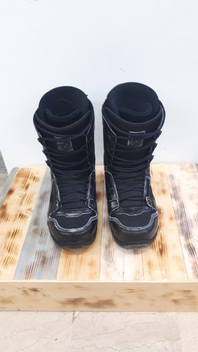Thirtytwo  Exus  Snowboard  Boots  -  Used